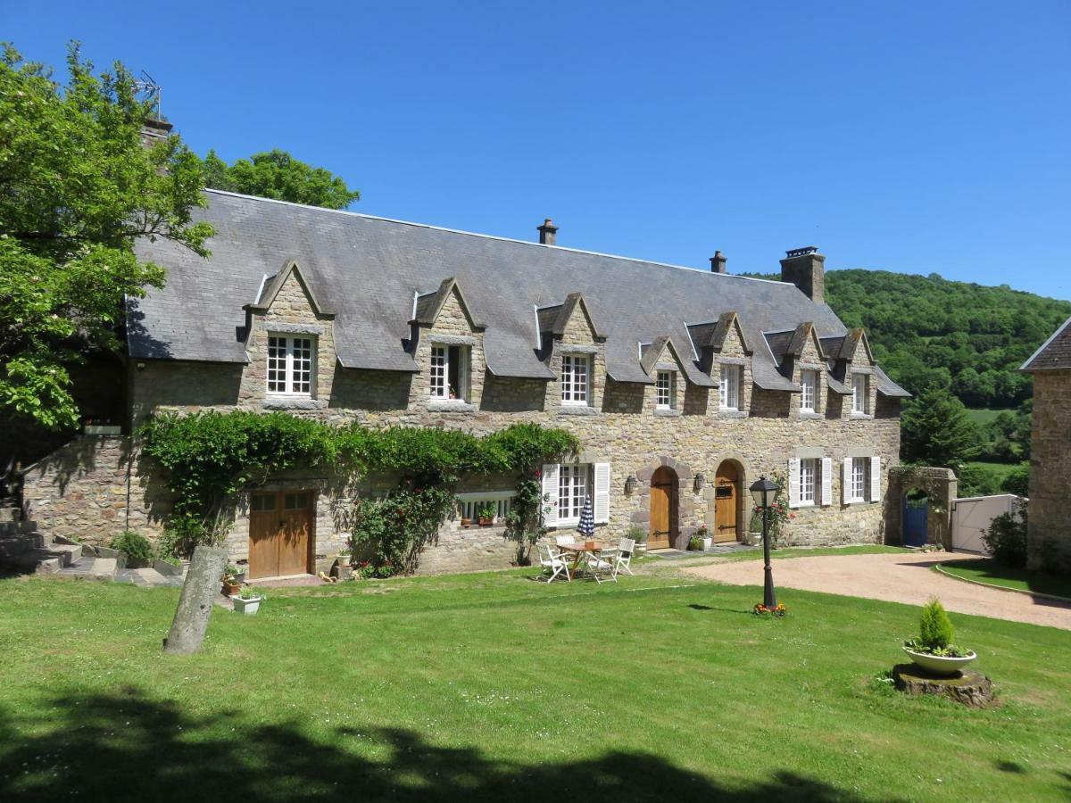 Le Manoir De Placy - Chambres D'Hotes Clécy Exteriör bild